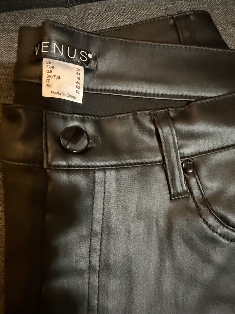 VENUS Women’s Black Faux Leather Skinny Jeans size 12